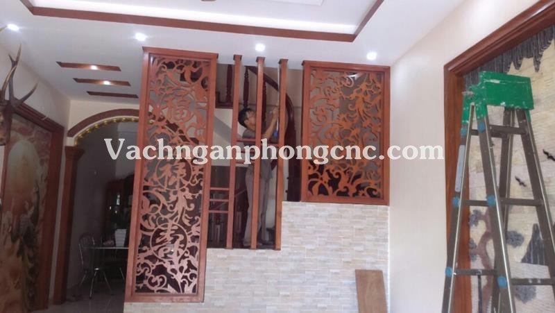 vách ngăn cầu thang cnc
