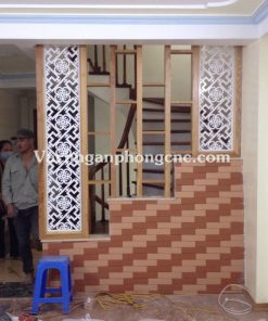 vách ngăn cầu thang cnc