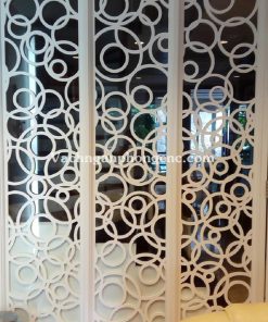 vách ngăn cầu thang cnc