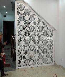vách ngăn cầu thang cnc