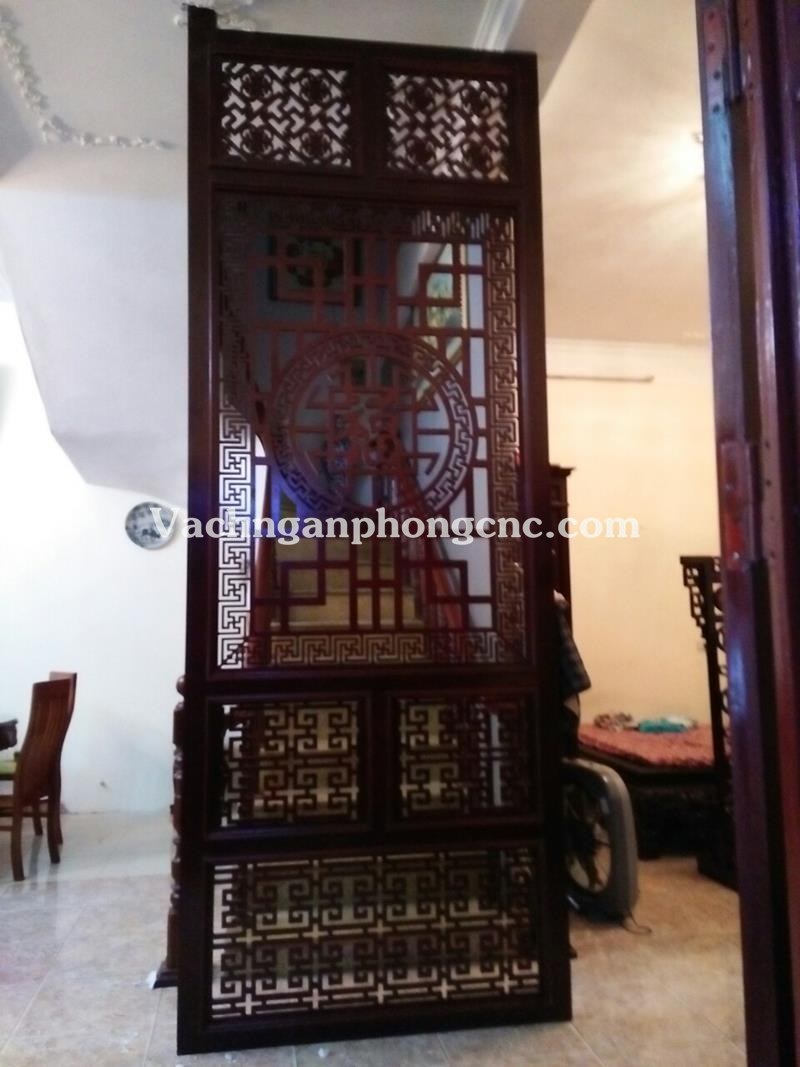 vách ngăn phòng thờ