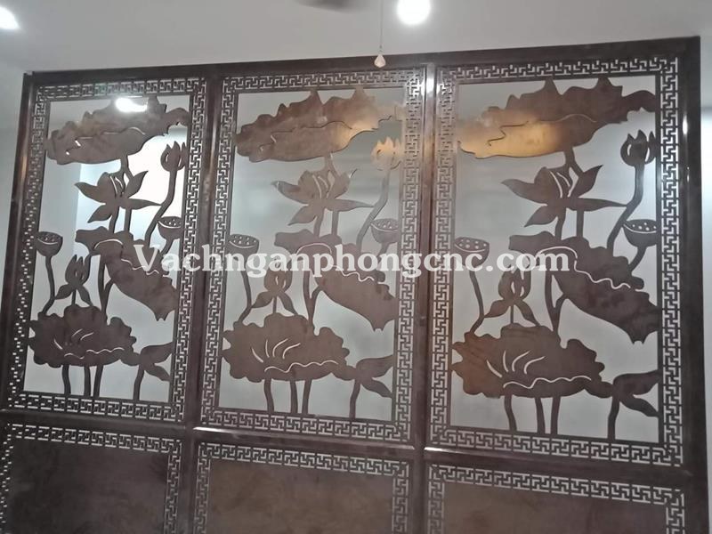 vách ngăn phòng thờ