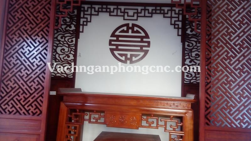vách ngăn phòng thờ
