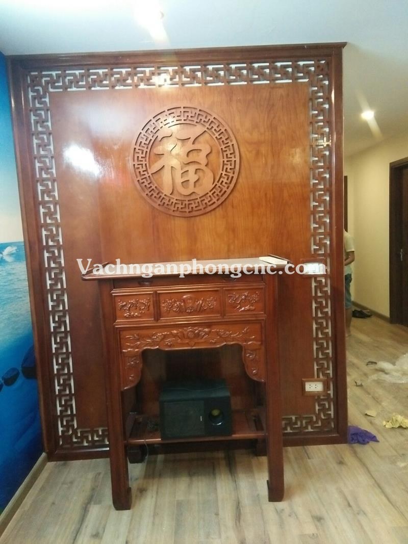 vách ngăn phòng thờ