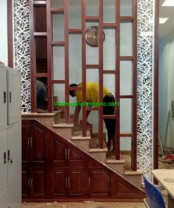 giá vách ngăn cầu thang nhà ống
