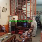 Vách ngăn cầu thang bằng gỗ VNCT 1086