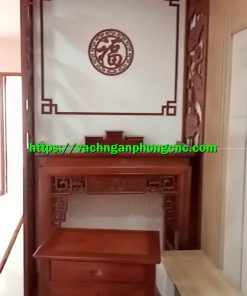 vách ngăn phòng thờ 1026